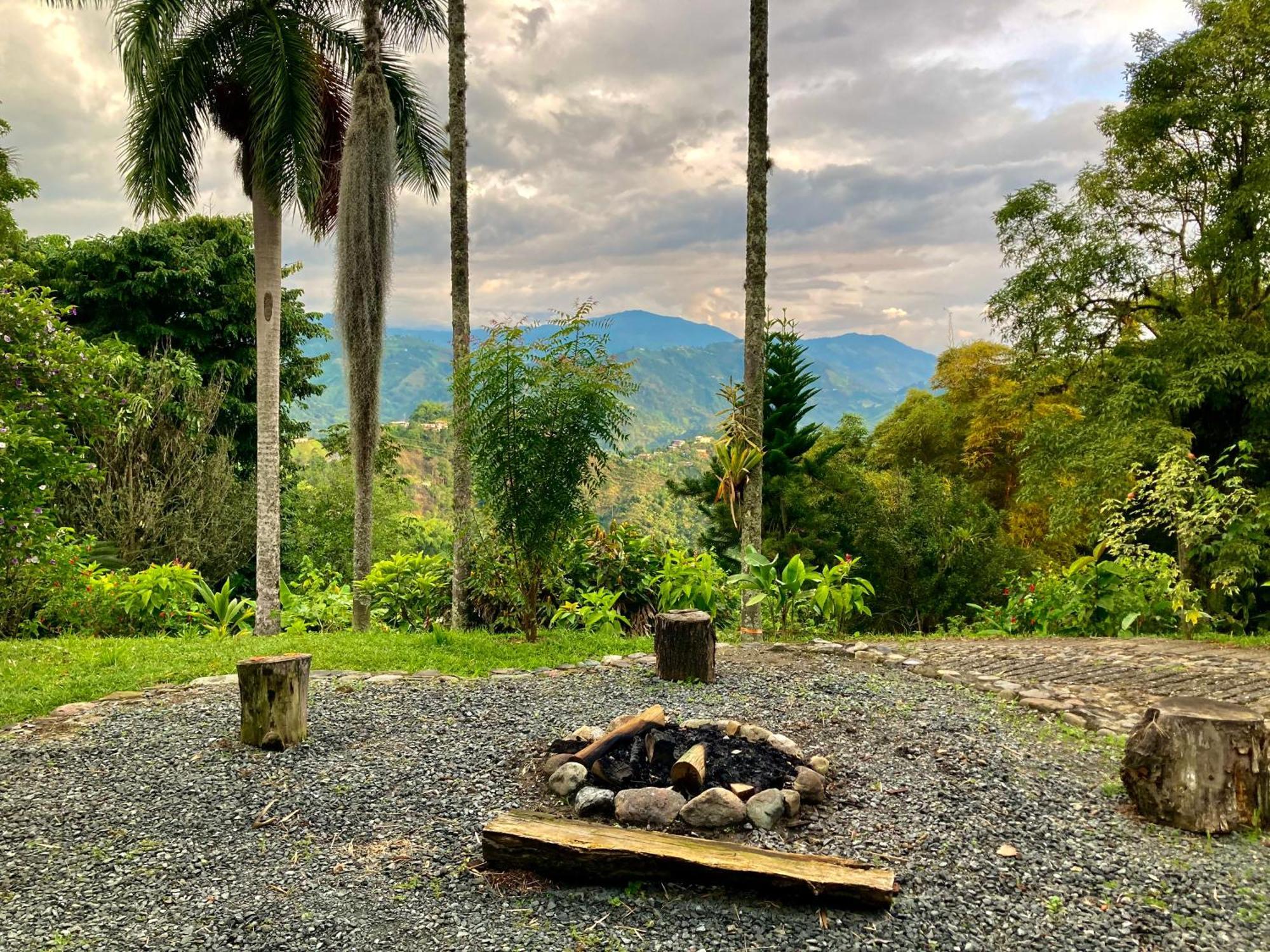 Aldea Sabatinga Villa Manizales Bagian luar foto
