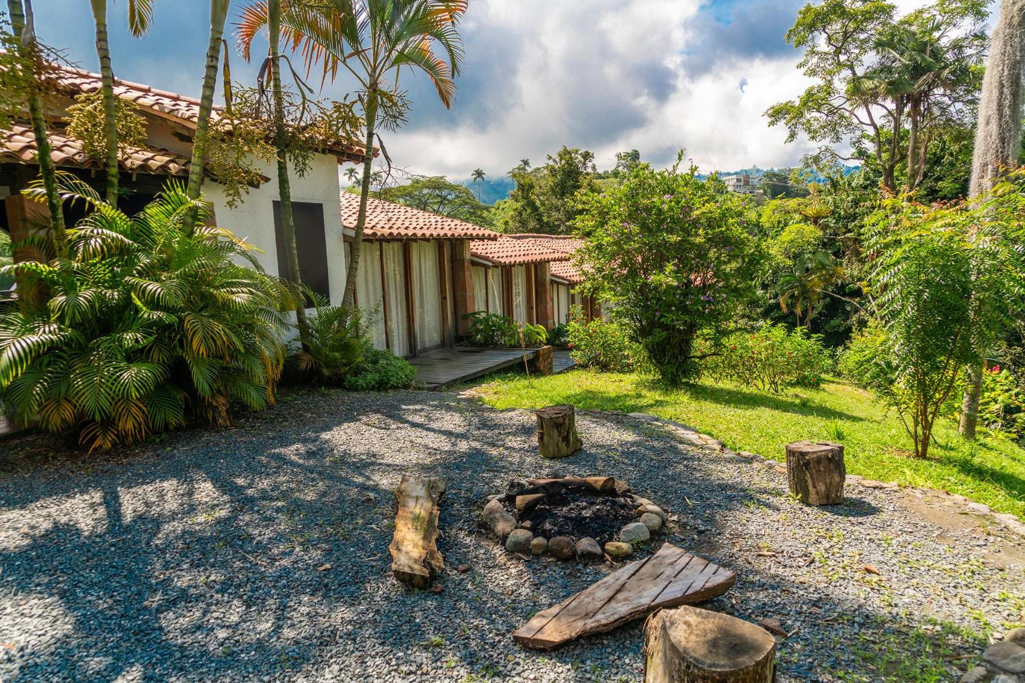 Aldea Sabatinga Villa Manizales Bagian luar foto